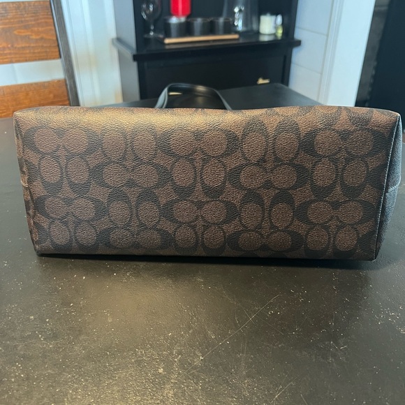 Coach Brown Signature Gallery Tote - Picture 3 of 6